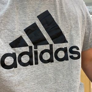 Xl adidas t shirt